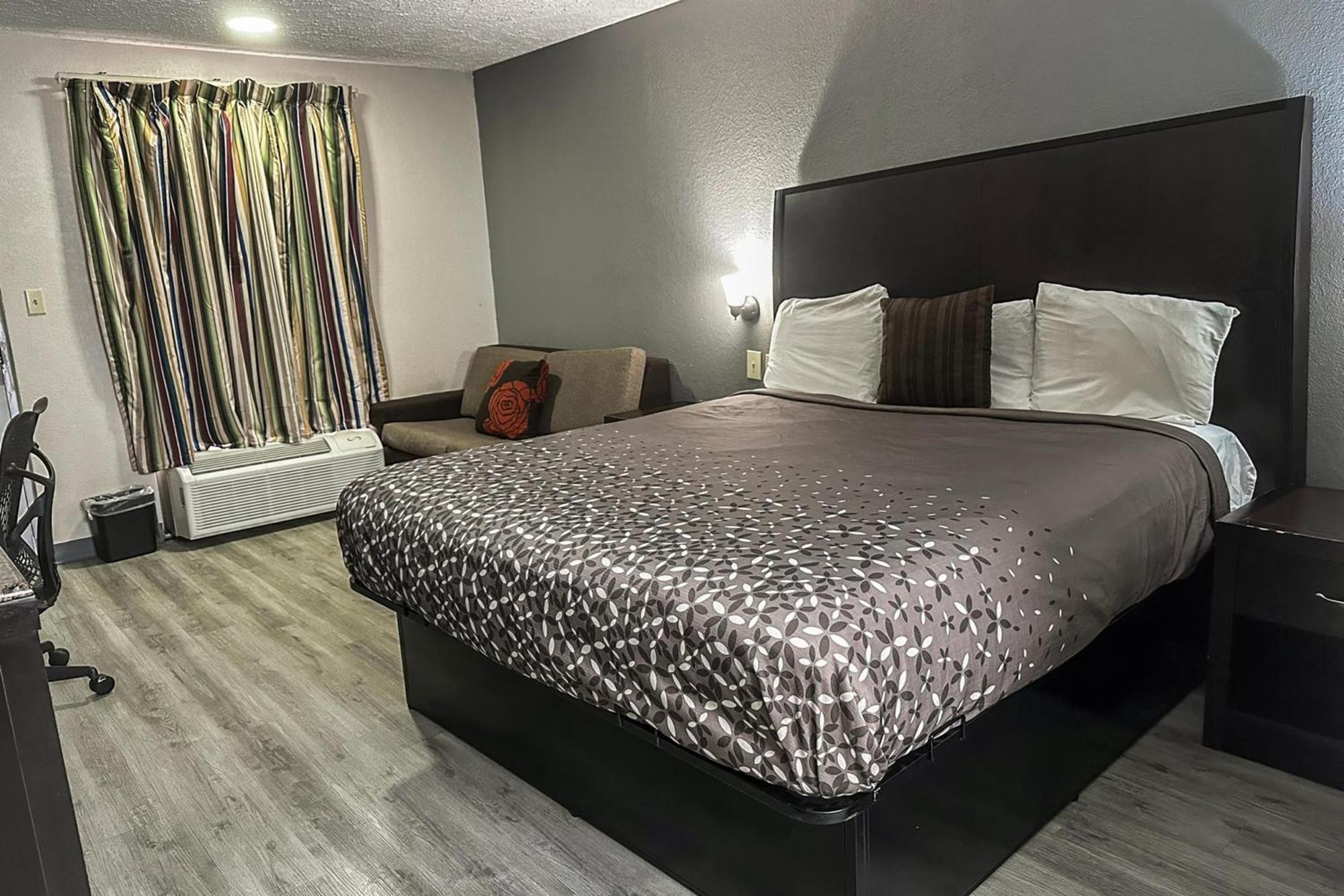 Regal Inn Guntersville By Oyo Hwy 431 المظهر الخارجي الصورة