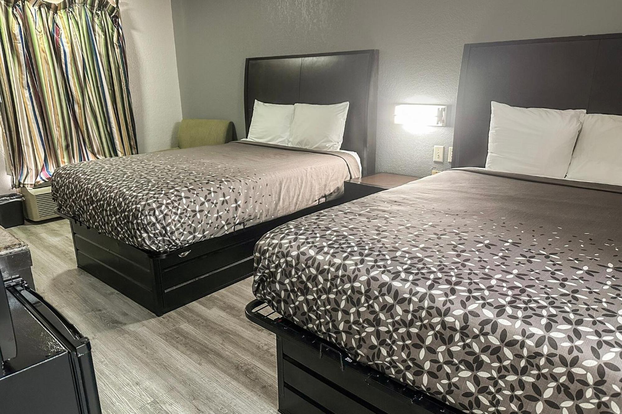 Regal Inn Guntersville By Oyo Hwy 431 المظهر الخارجي الصورة