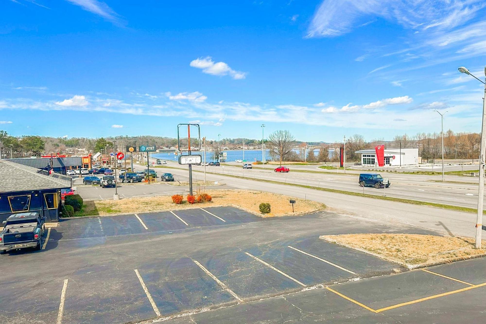 Regal Inn Guntersville By Oyo Hwy 431 المظهر الخارجي الصورة