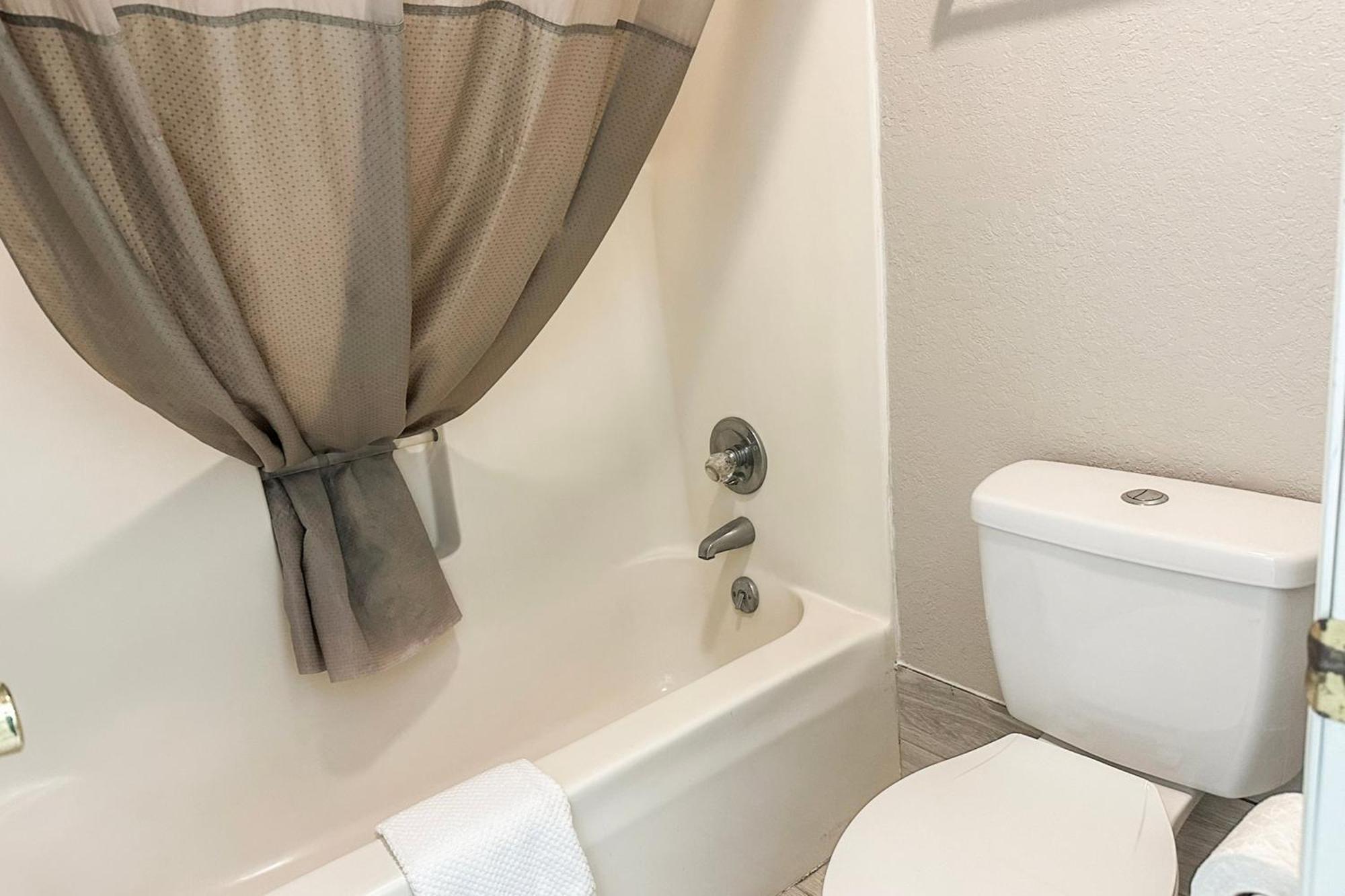 Regal Inn Guntersville By Oyo Hwy 431 المظهر الخارجي الصورة