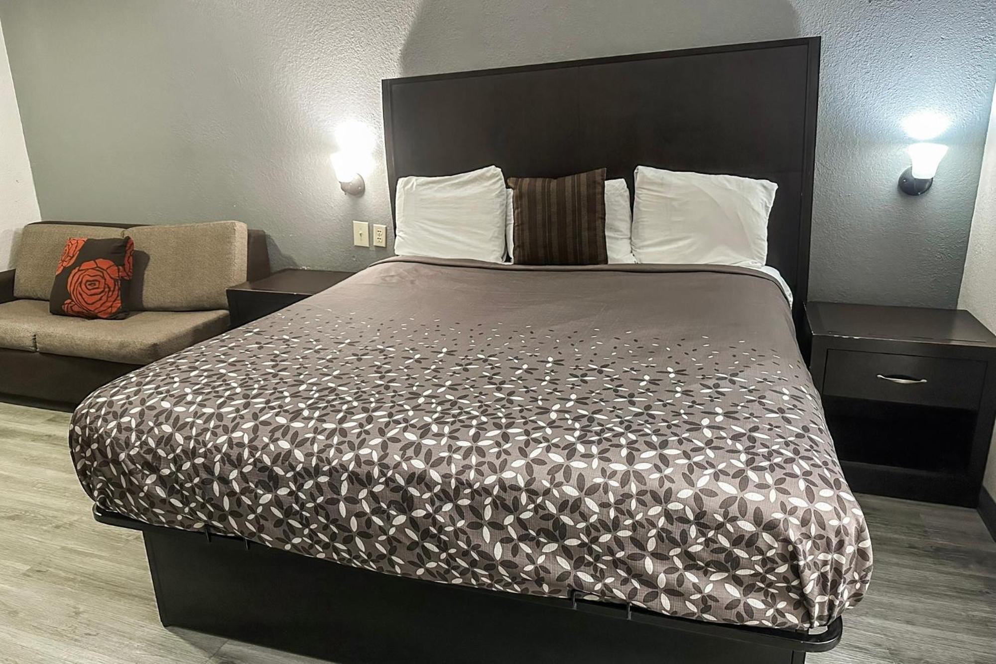 Regal Inn Guntersville By Oyo Hwy 431 المظهر الخارجي الصورة