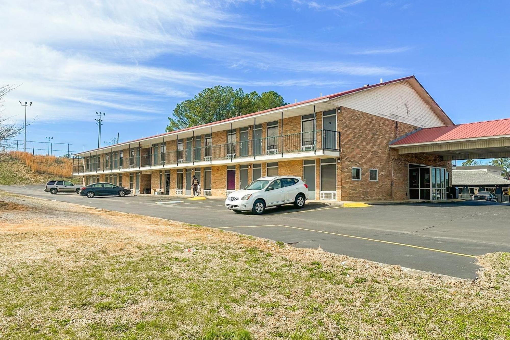 Regal Inn Guntersville By Oyo Hwy 431 المظهر الخارجي الصورة